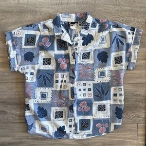 Vintage White Blue Pink Leaf Collared Button Up Grandmacore Shirt 20